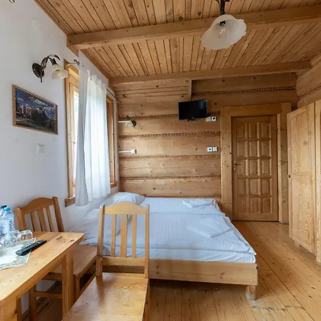 Polana Sosny Konukevi